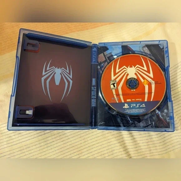 Spider Man  PS4 Game - Picture 2 of 3